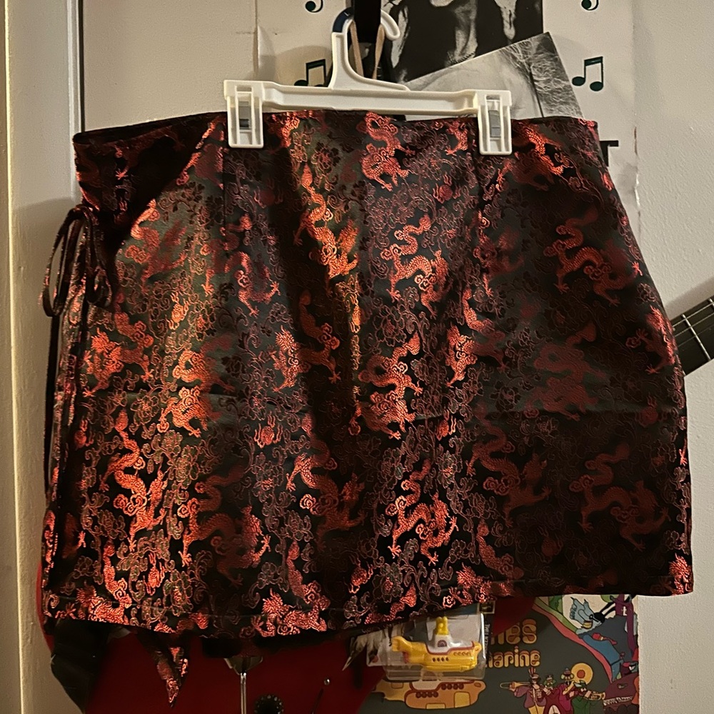Mini wrap skirt size 1XPoster Grl brand